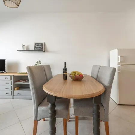 Apartment Sulaosol *